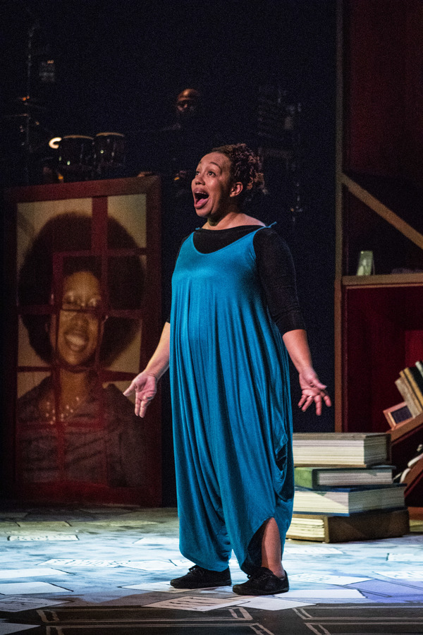 Photo Flash: First Look at Cleveland Public Theatre's YA MAMA Image