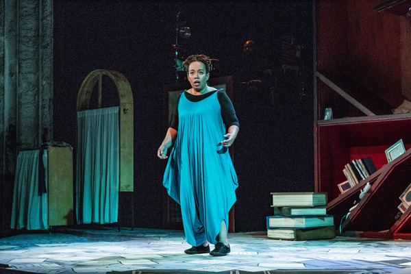 Photo Flash: First Look at Cleveland Public Theatre's YA MAMA Image