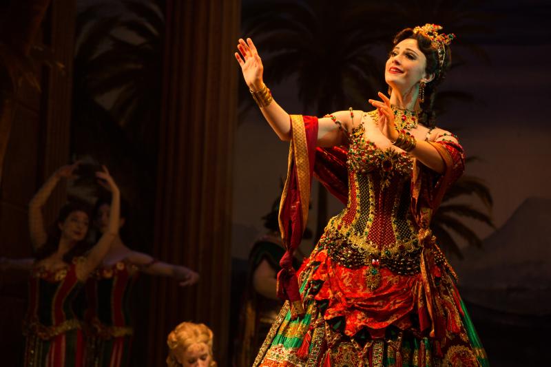 THE PHANTOM OF THE OPERA: Why Are Its PHANS So Obsessed With Andrew Lloyd Webber's Musical? Image