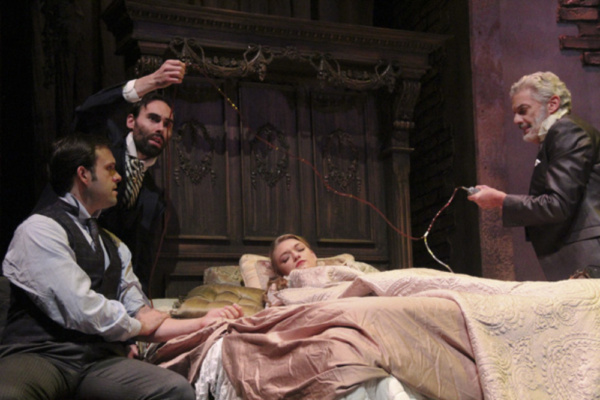 Photo Flash: First Look at Cent. Stage Co.'s DRACULA Image