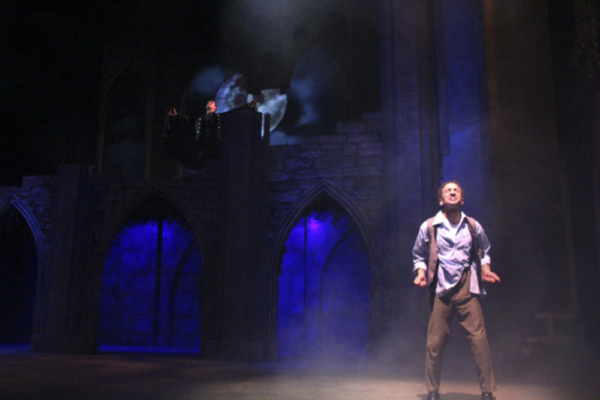 Photo Flash: First Look at Cent. Stage Co.'s DRACULA Image