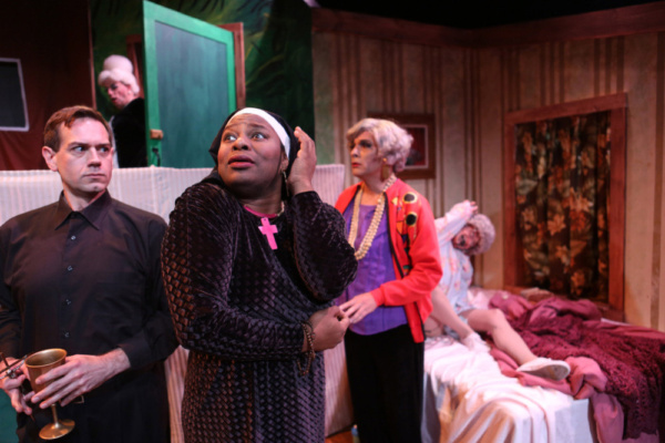 Photo Flash: Inside Hell In A Handbag's THE GOLDEN GIRLS: BEA AFRAID! - The Halloween Edition Image