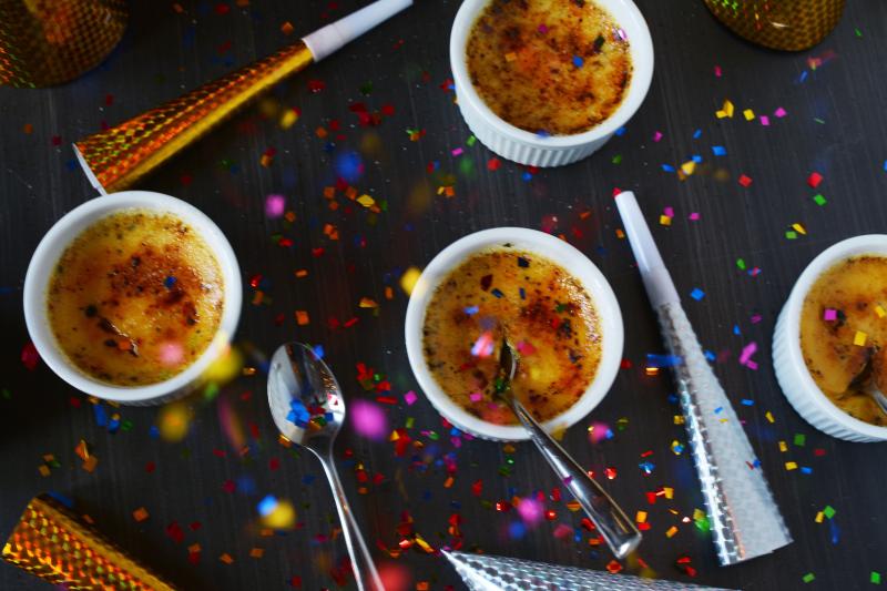 Backstage Bite with Katie Lynch: Shoshana Bean Toasts the New Year with Vanilla Bean Creme Brulee! 