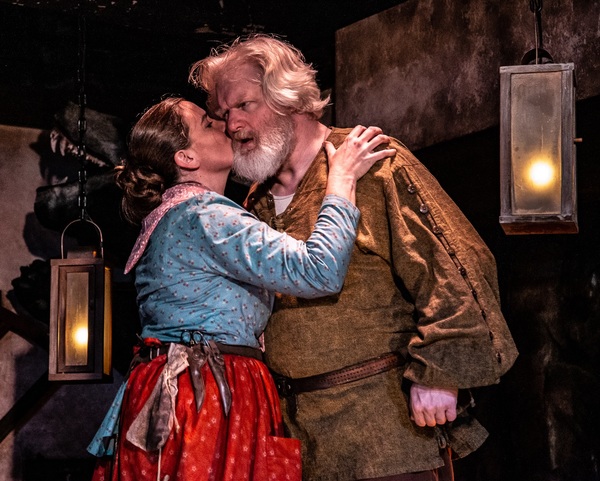 Photo Flash: First Look at THE MAN-BEAST at Know Theatre Image
