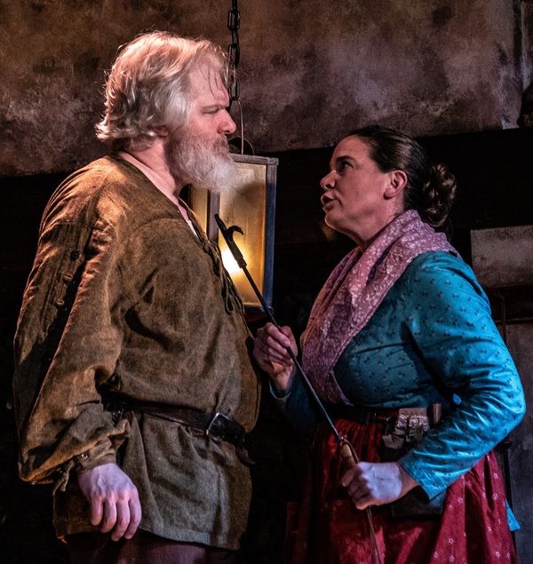 Photo Flash: First Look at THE MAN-BEAST at Know Theatre Image