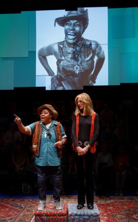 Review: Christine Lahti is Gloria Steinem in Emily Mann's Riveting GLORIA: A LIFE Image