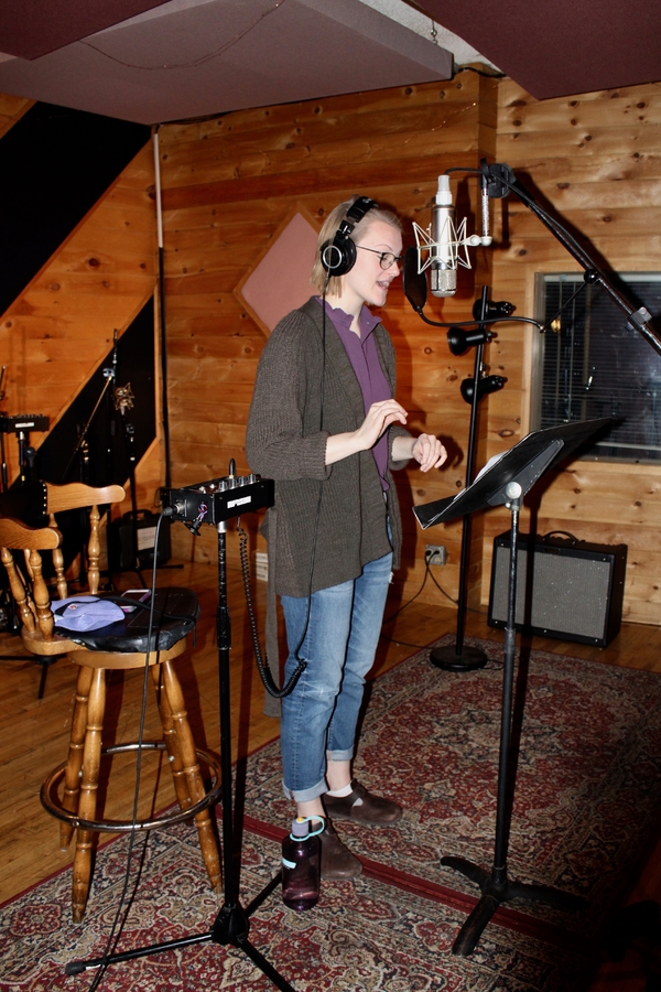 Exclusive Photo Coverage: MY FAIR LADY's Kerstin Anderson Gets Ready for a Lovery Holiday with Carols For A Cure! Image