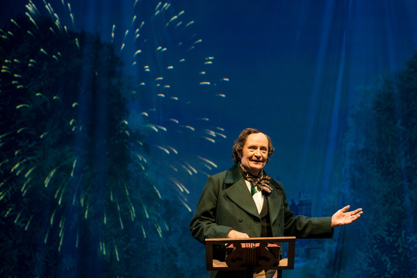 Photo Flash: First Look at A VERY VERY VERY DARK MATTER at the Bridge Theatre Image