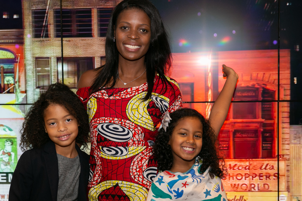 Photo Flash: New Victory Theater Celebrates Family Benefit!  Image