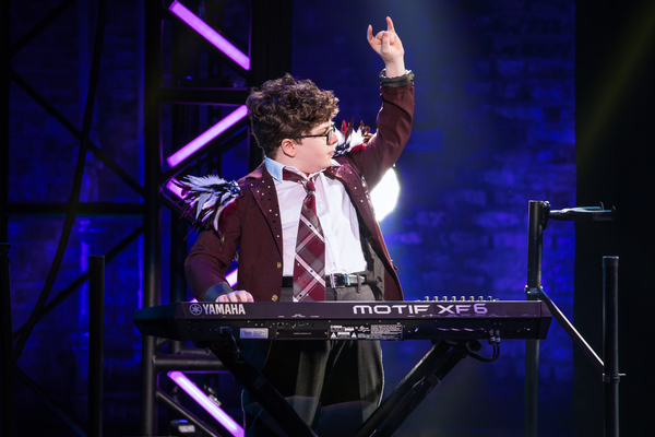 Photo Flash: Check Out New Photos from the National Tour of SCHOOL OF ROCK Image