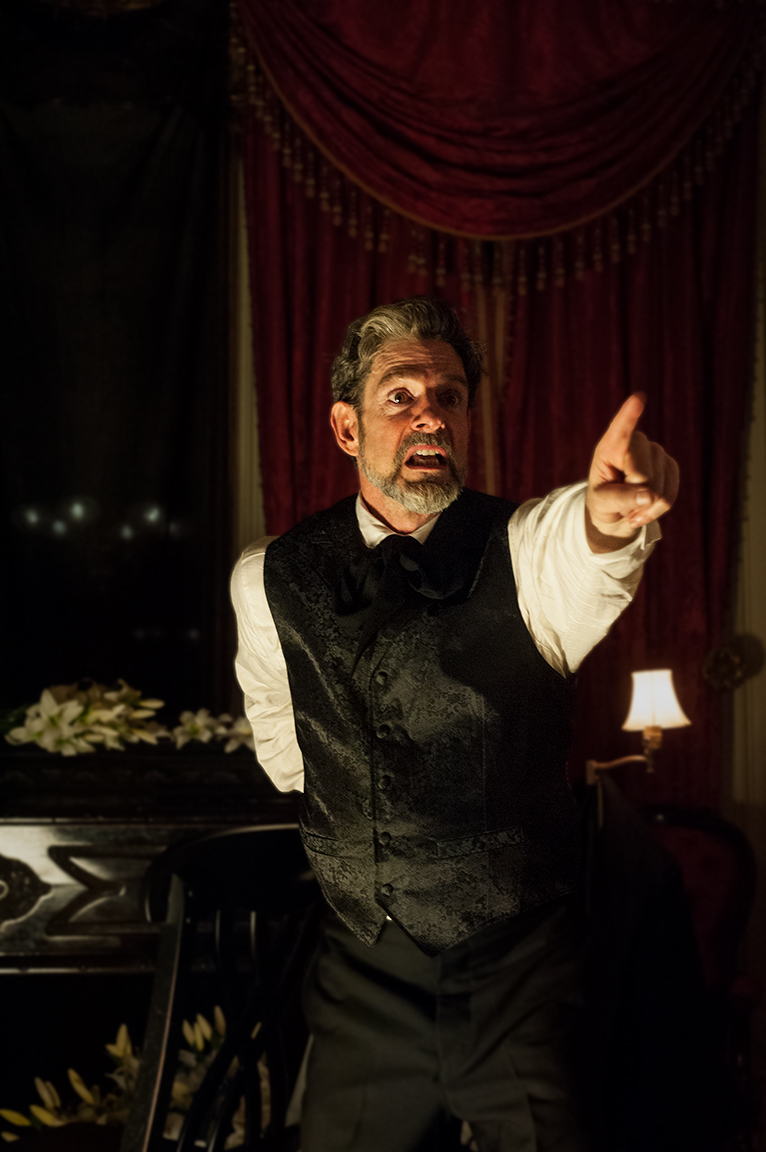 Review: John Kevin Jones is Both Ghoulish and Exquisite in KILLING AN EVENING WITH EDGAR ALLAN POE 