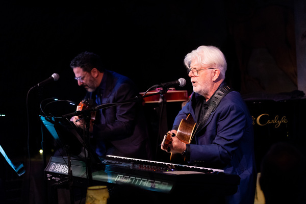 Photo Flash: Michael McDonald Makes Cafe Carlyle Debut! Image