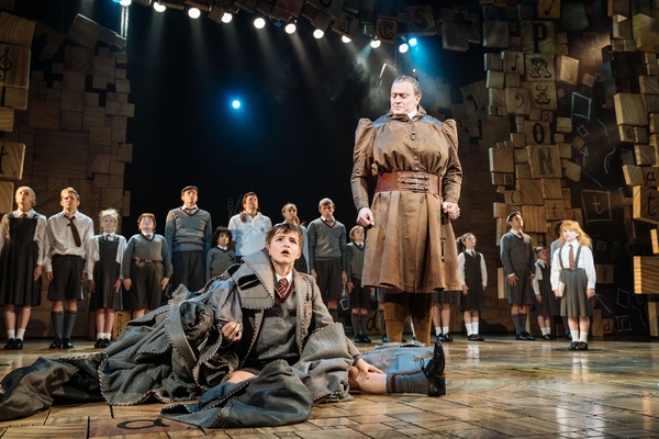 Photo Flash: First Look at Hayden Tee, Gina Beck, and the New Cast of Royal Shakespeare Company's MATILDA Image