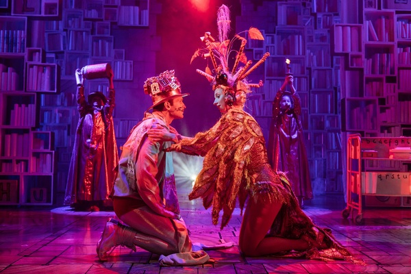 Photo Flash: First Look at Hayden Tee, Gina Beck, and the New Cast of Royal Shakespeare Company's MATILDA Image