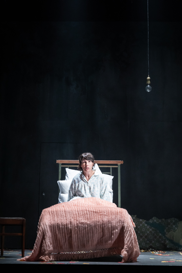 Photo Flash: First Look at PINTER THREE Image