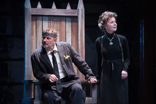 Photo Flash: First Look at Folger Shakespeare's KING JOHN Image