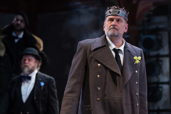 Photo Flash: First Look at Folger Shakespeare's KING JOHN 