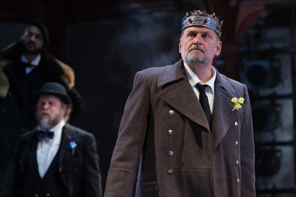 Photo Flash: First Look at Folger Shakespeare's KING JOHN Image