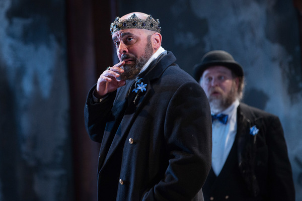 Photo Flash: First Look at Folger Shakespeare's KING JOHN Image