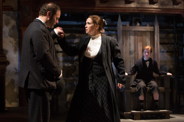 Photo Flash: First Look at Folger Shakespeare's KING JOHN Image