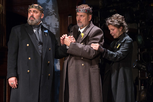 Photo Flash: First Look at Folger Shakespeare's KING JOHN Image