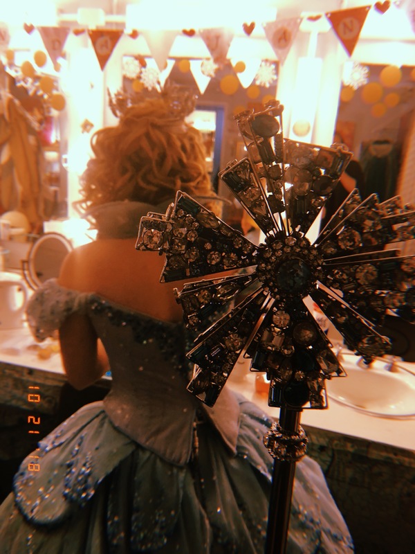 BWW Exclusive: One Short Day with WICKED's Amanda Jane Cooper! Image