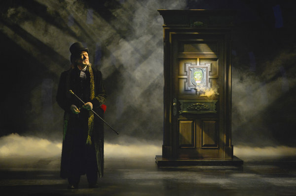 Photo Flash: A.C.T. Rings In the Holiday Season with A CHRISTMAS CAROL Image
