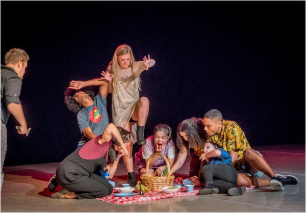 Photo Flash: I WANT A COUNTRY Comes to FringeNYC Image