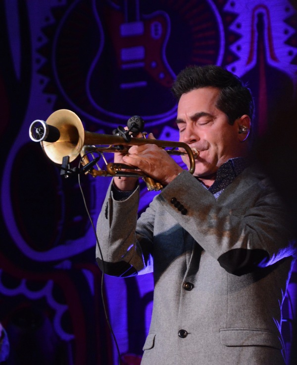 Photo Coverage: THE MAVERICKS Play Tarrytown Music Hall Image