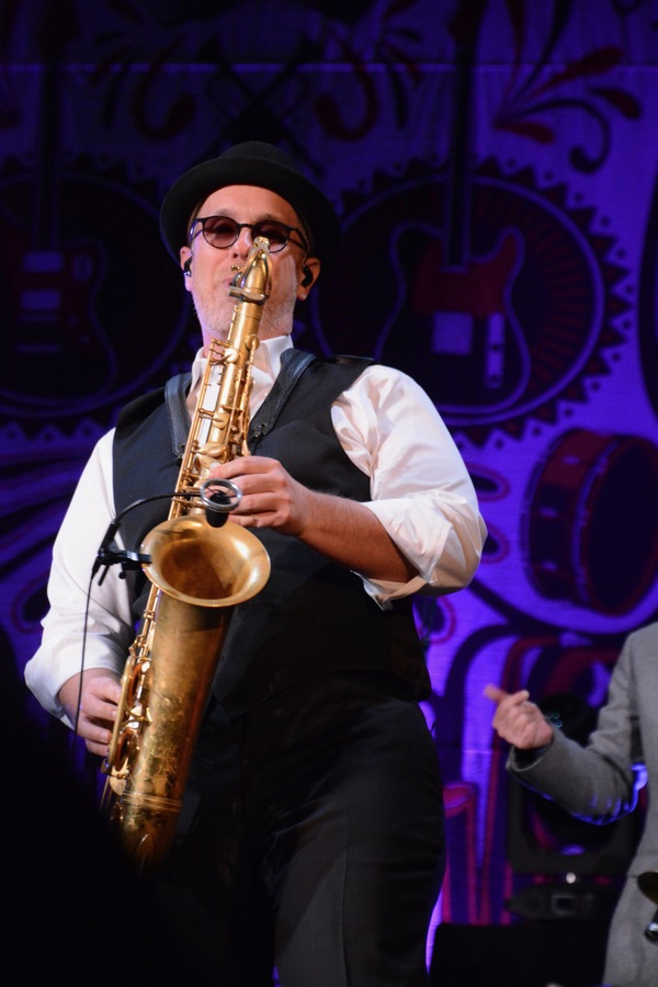 Photo Coverage: THE MAVERICKS Play Tarrytown Music Hall Image
