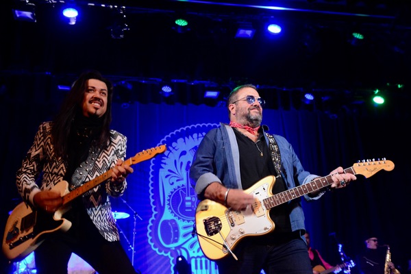 Photo Coverage: THE MAVERICKS Play Tarrytown Music Hall 