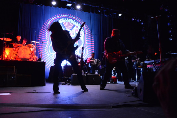 Photo Coverage: THE MAVERICKS Play Tarrytown Music Hall Image