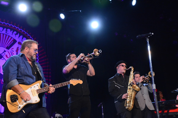 Photo Coverage: THE MAVERICKS Play Tarrytown Music Hall Image