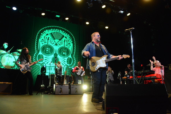 Photo Coverage: THE MAVERICKS Play Tarrytown Music Hall Image