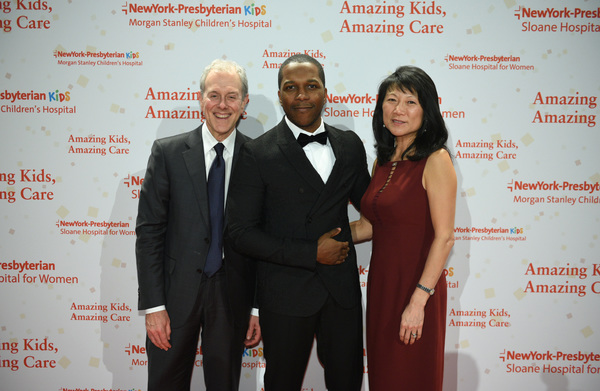 Photo Flash: Leslie Odom, Jr. Performs at NewYork-Presbyterian's Amazing Kids, Amazing Care Dinner Image