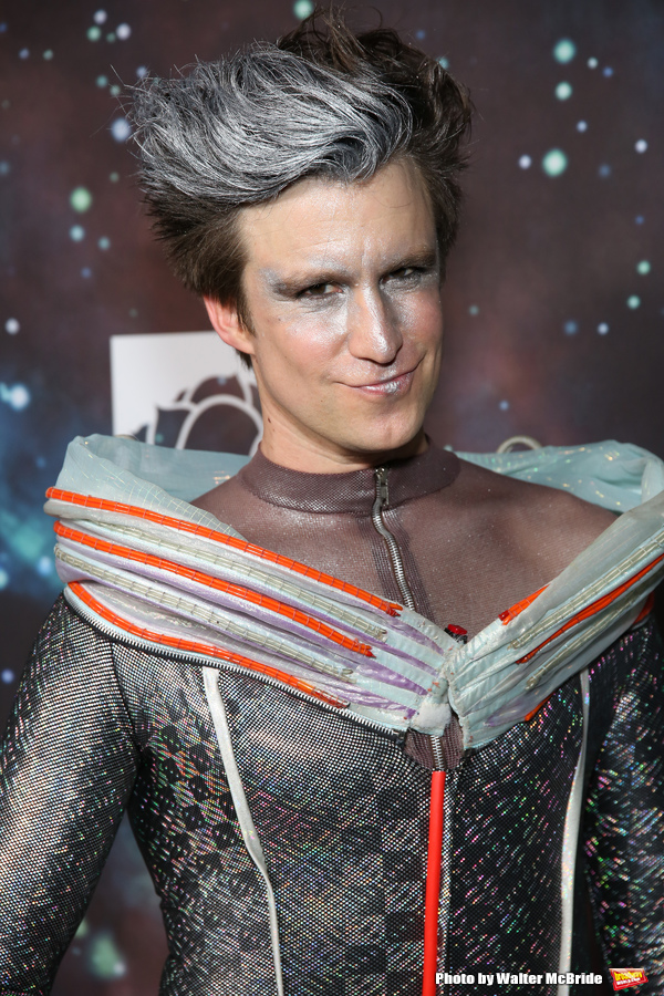 Photo Coverage: Inside Bette Midler's Annual HULAWEEN - 'In the Cosmos' Image