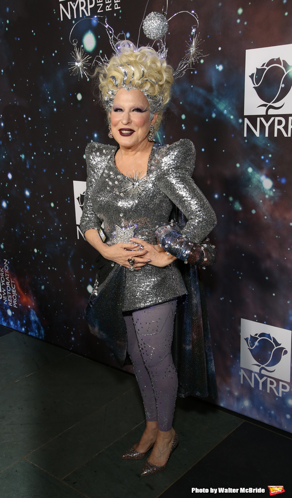 Photo Coverage: Inside Bette Midler's Annual HULAWEEN - 'In the Cosmos' Image