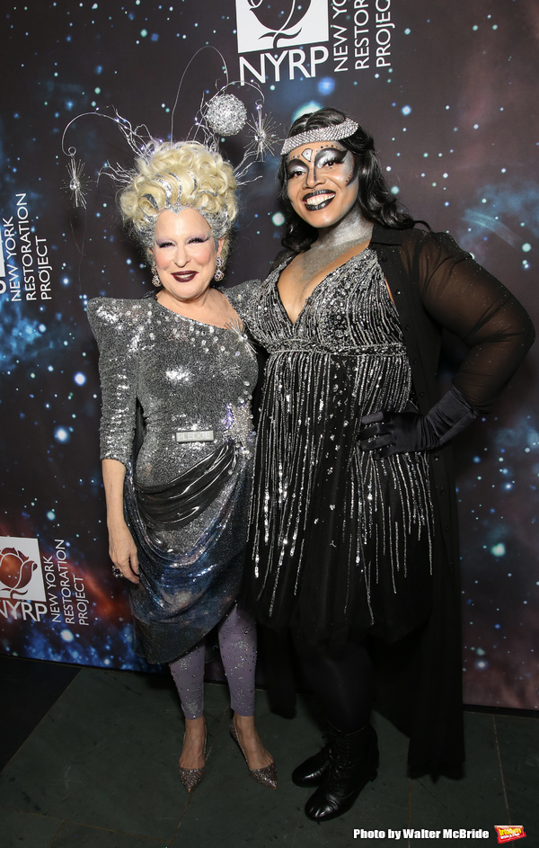 Photo Coverage: Inside Bette Midler's Annual HULAWEEN - 'In the Cosmos' 