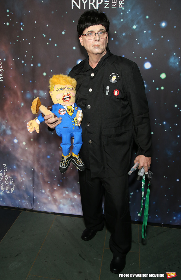 Photo Coverage: Inside Bette Midler's Annual HULAWEEN - 'In the Cosmos' Image