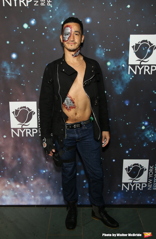 Photo Coverage: Inside Bette Midler's Annual HULAWEEN - 'In the Cosmos' Image