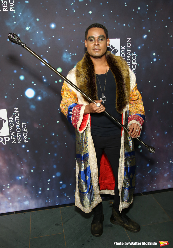 Photo Coverage: Inside Bette Midler's Annual HULAWEEN - 'In the Cosmos' Image