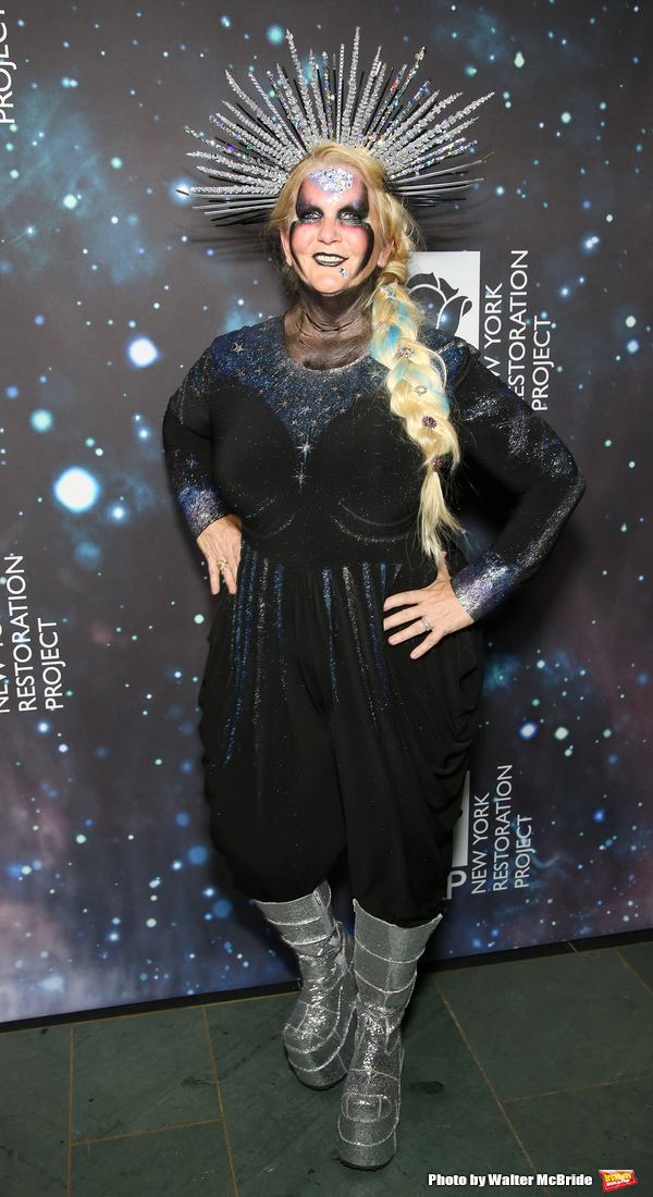Photo Coverage: Inside Bette Midler's Annual HULAWEEN - 'In the Cosmos' Image