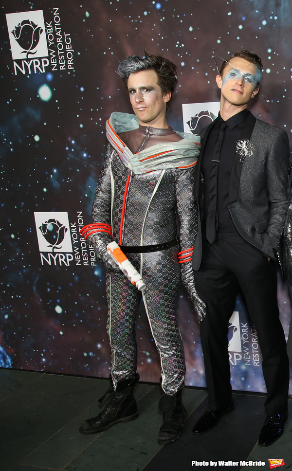 Photo Coverage: Inside Bette Midler's Annual HULAWEEN - 'In the Cosmos' Image