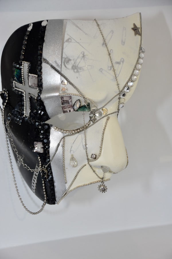 Photo Coverage: 30 Designers Show Off PHANTOM OF THE OPERA Masks Image