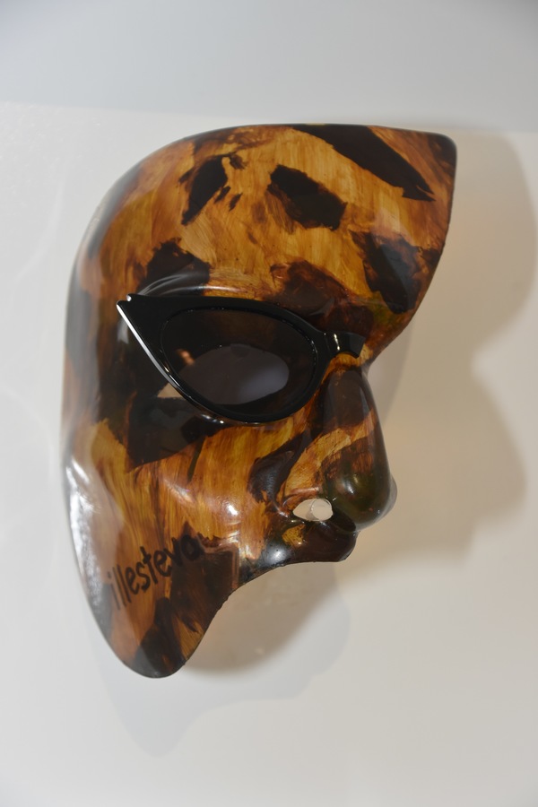 Photo Coverage: 30 Designers Show Off PHANTOM OF THE OPERA Masks Image