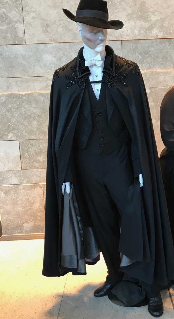 Photo Coverage: 30 Designers Show Off PHANTOM OF THE OPERA Masks Image