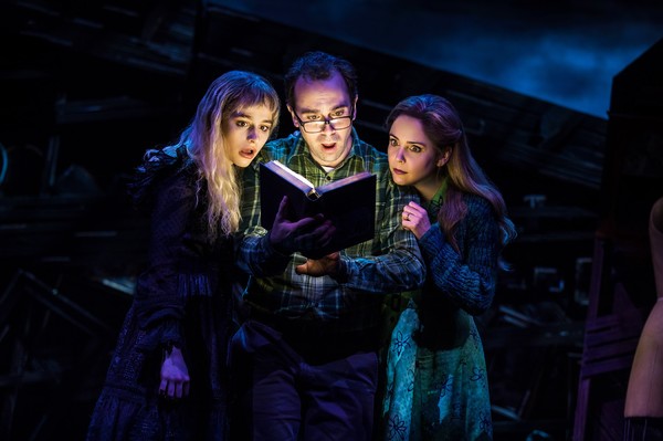 Photo Flash: Get a First Look at Alex Brightman and the Cast of BEETLEJUICE in Action Image