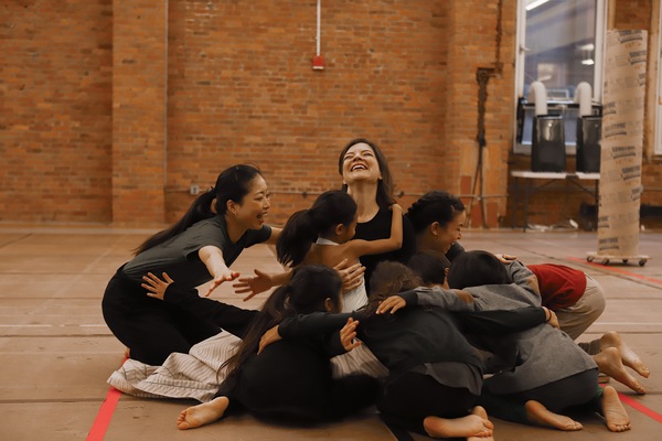 Photo Coverage: Getting To Know The Cast of THE KING AND I National Tour! Image