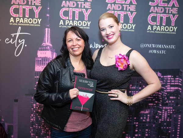 Photo Flash: Jennifer Keishin Armstrong Signs 'Sex and the City and Us' Book at ONE WOMAN SEX AND THE CITY 