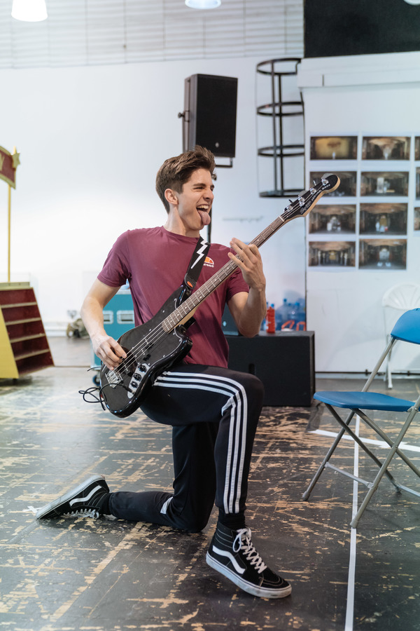 Photo Flash: In Rehearsal with the UK Tour of BILLIONAIRE BOY 